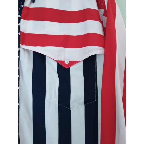 Men's Red, White, and Blue Casual Button Down Shirt - Picture 3 of 5